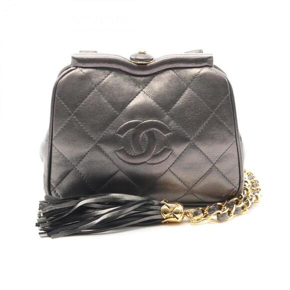 CHANEL Gray Leather Shoulder Bag - Picture 1 of 11